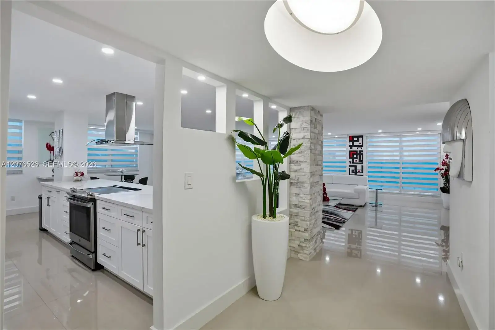 2751 S Ocean Dr # 301S, Hollywood FL 33019 photo 2