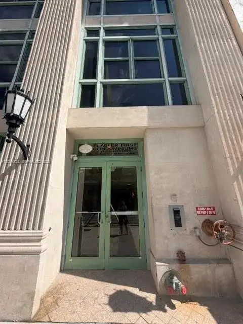 111 E Flagler St # 406, Miami FL 33131 photo 5