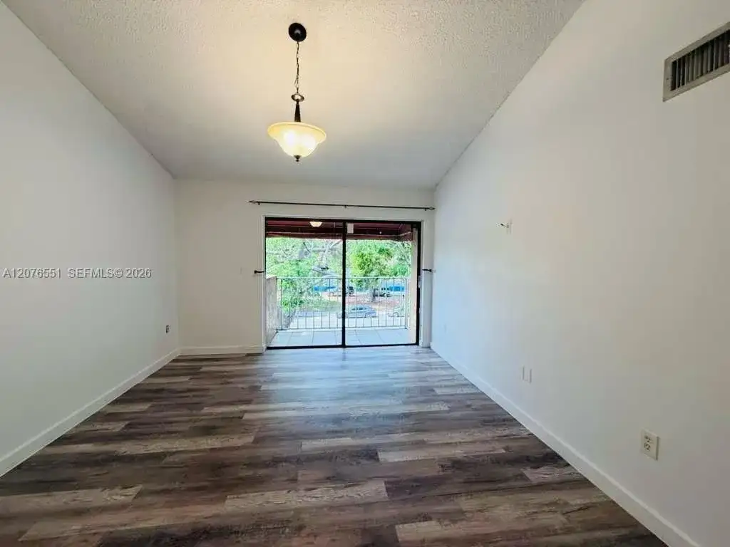 15530 SW 80th St # 306, Miami FL 33193 photo 3