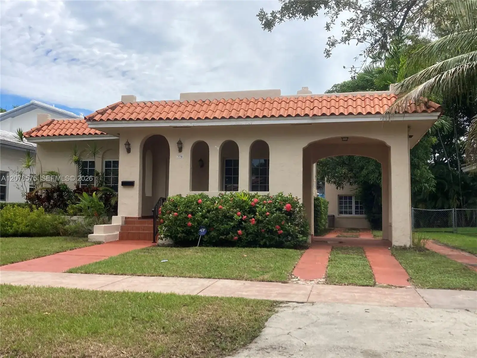334 Alesio Ave, Coral Gables FL 33134 photo 2