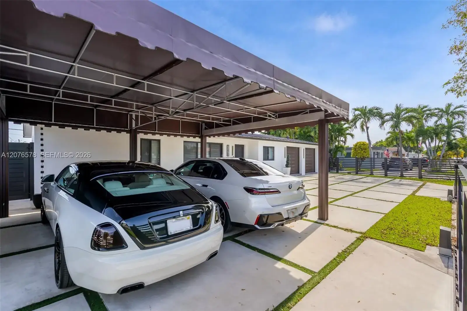 1270 W 64th Ter, Hialeah FL 33012 photo 5