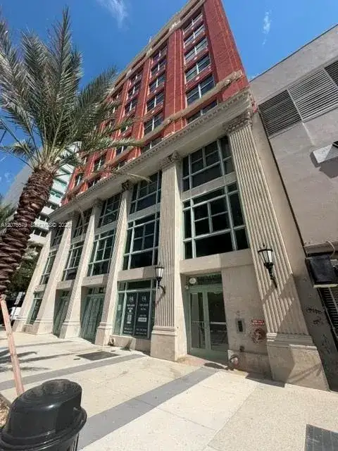 111 E Flagler St # 406, Miami FL 33131 photo 2