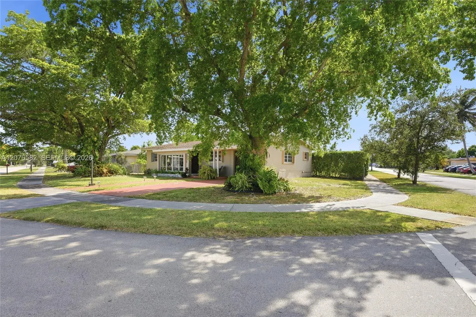 20510 Jacaranda Rd, Cutler Bay FL 33189
