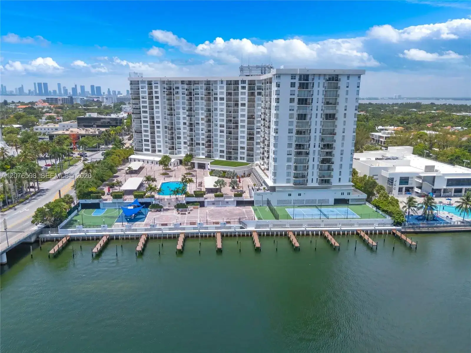 4101 Pine Tree Dr # 1105, Miami Beach FL 33140 photo 3