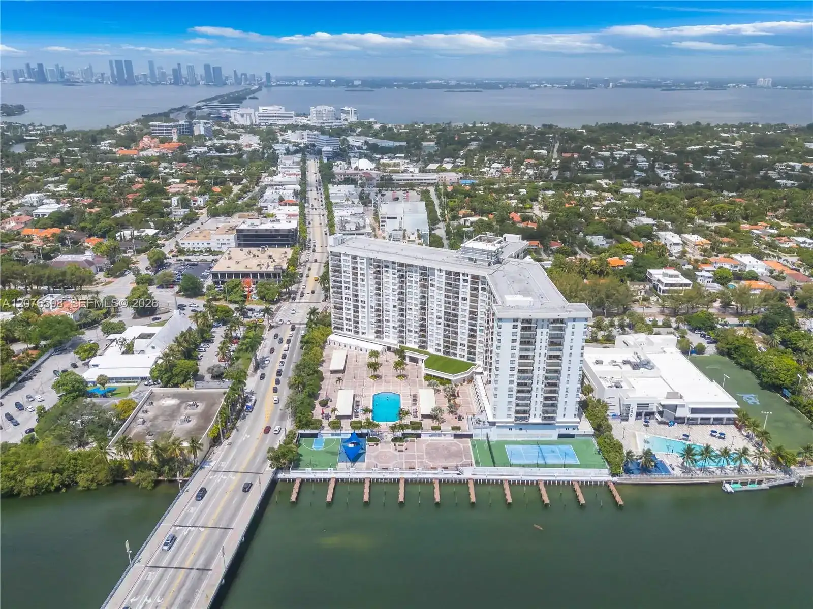 4101 Pine Tree Dr # 1105, Miami Beach FL 33140 photo 4