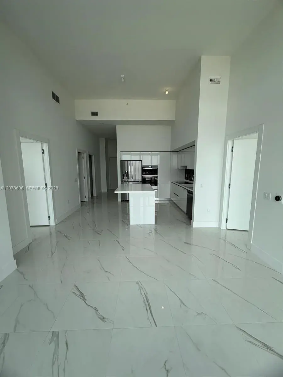 1170 E HALLANDALE BEACH BLVD # 607, Hallandale Beach FL 33009