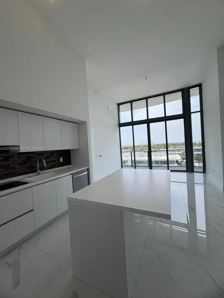 1170 E HALLANDALE BEACH BLVD # 607, Hallandale Beach FL 33009 photo 5