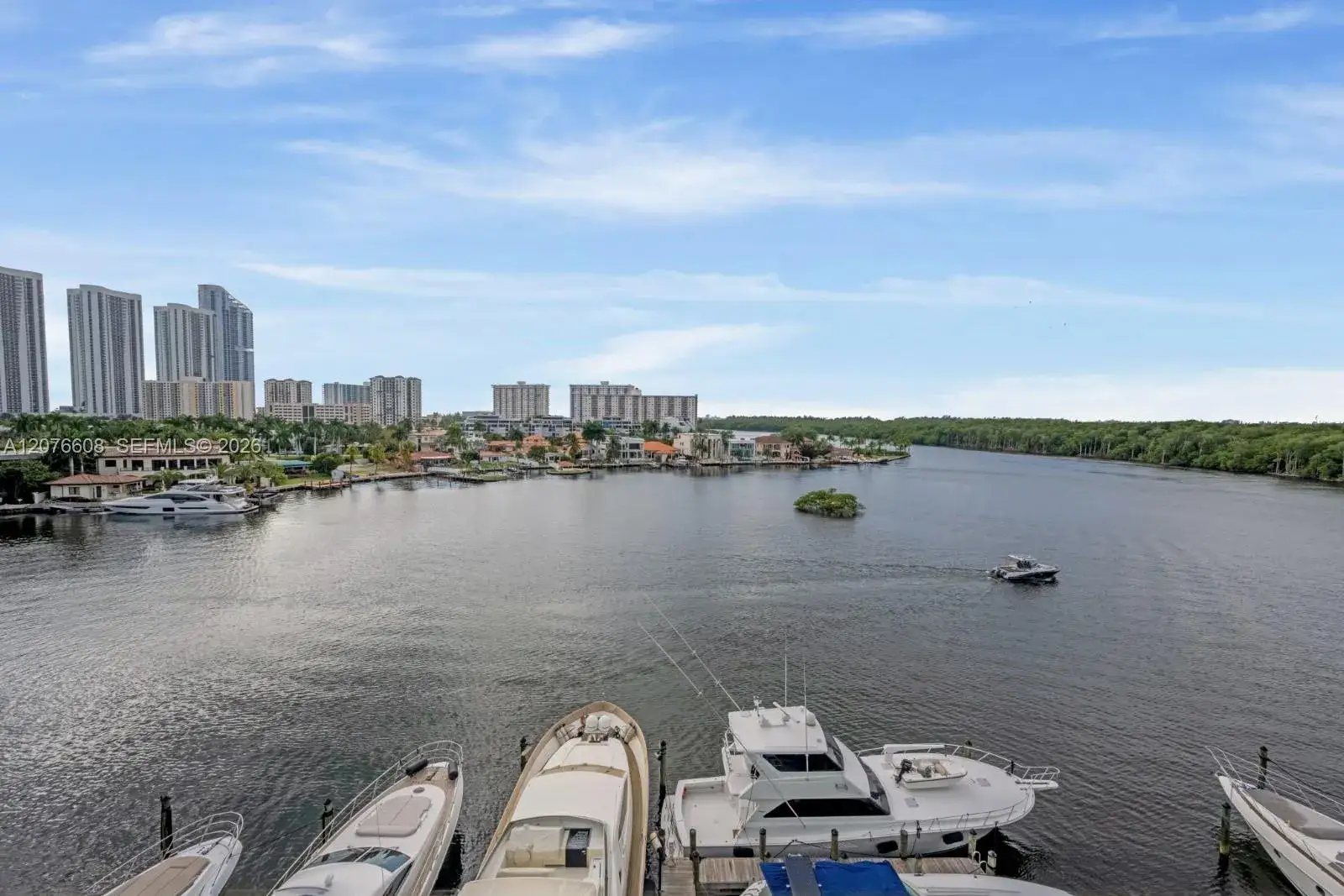 400 Sunny Isles Blvd # 908, Sunny Isles Beach FL 33160