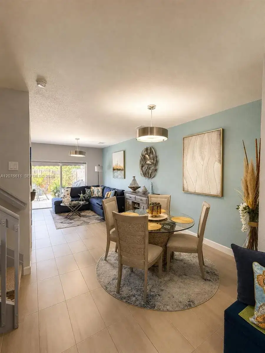 1222 NW 3rd Ln, Florida City FL 33034 photo 4