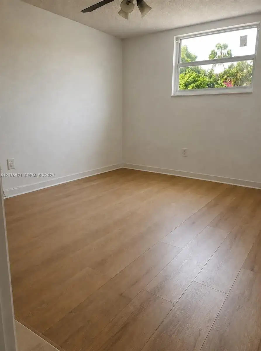 666 W 81st St # 103, Hialeah FL 33014 photo 4