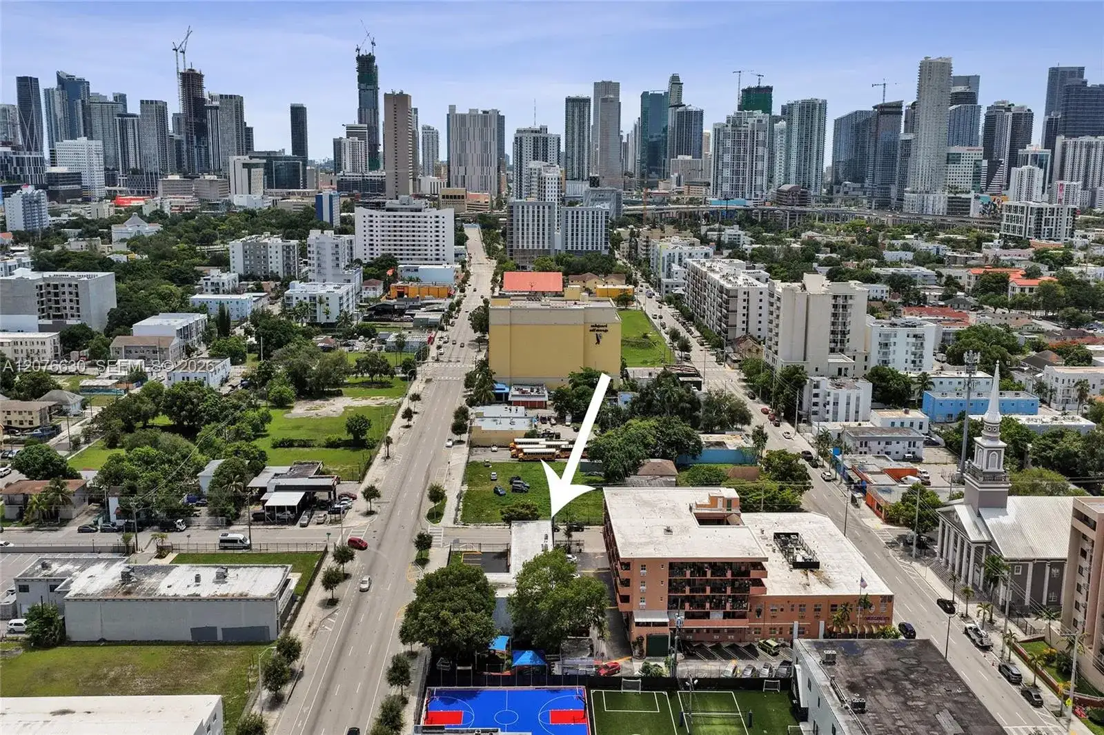 900 W Flagler St # 4, Miami FL 33130 photo 4