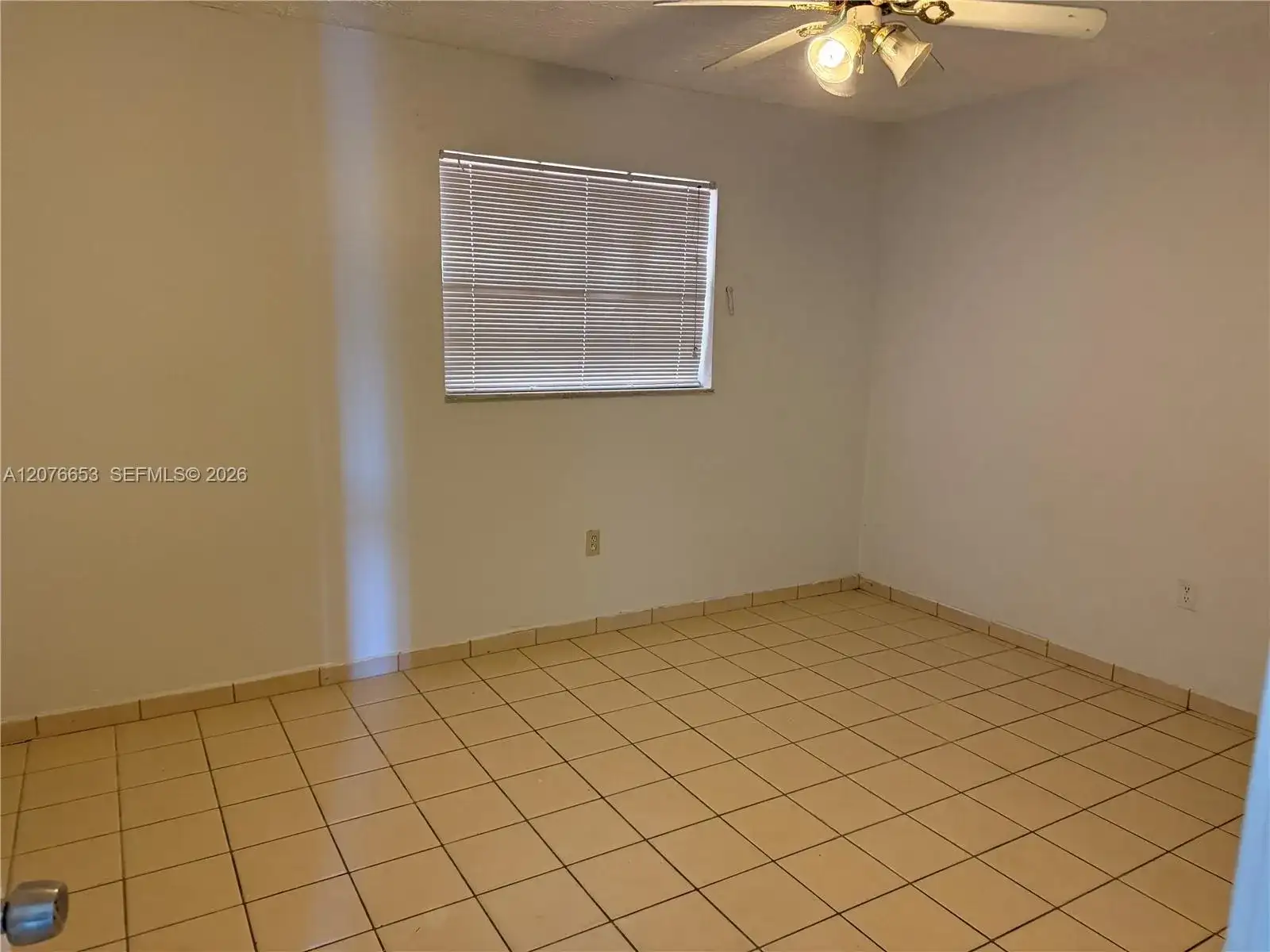 6055 W 19th Ave # 311, Hialeah FL 33012 photo 2