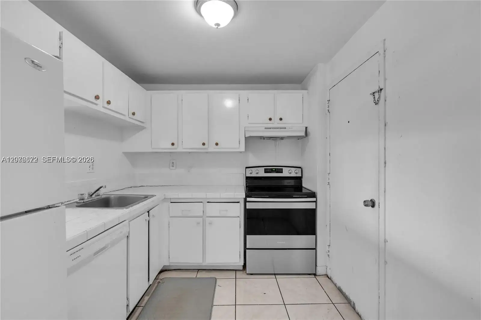 9001 SW 77th Ave # C402, Miami FL 33156 photo 2