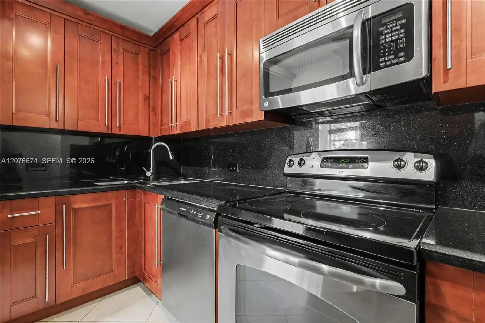 1625 SE 10th Ave # 501, Fort Lauderdale FL 33316 photo 4