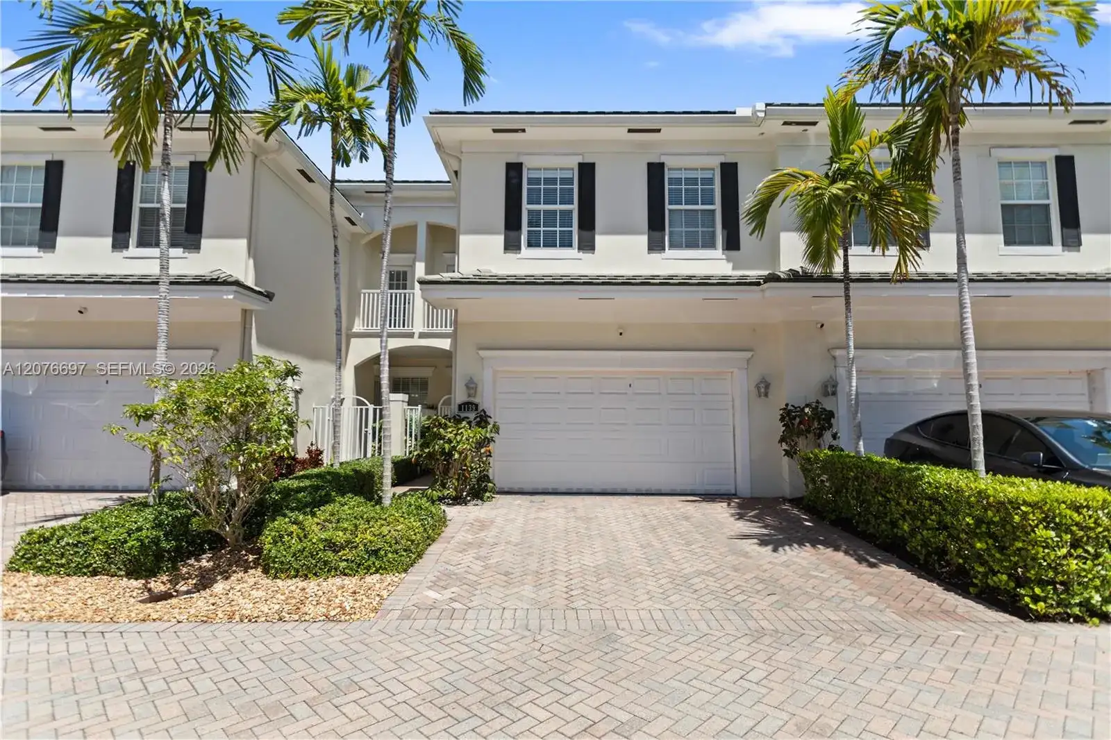1139 N Victoria Park Rd, Fort Lauderdale FL 33304 photo 2