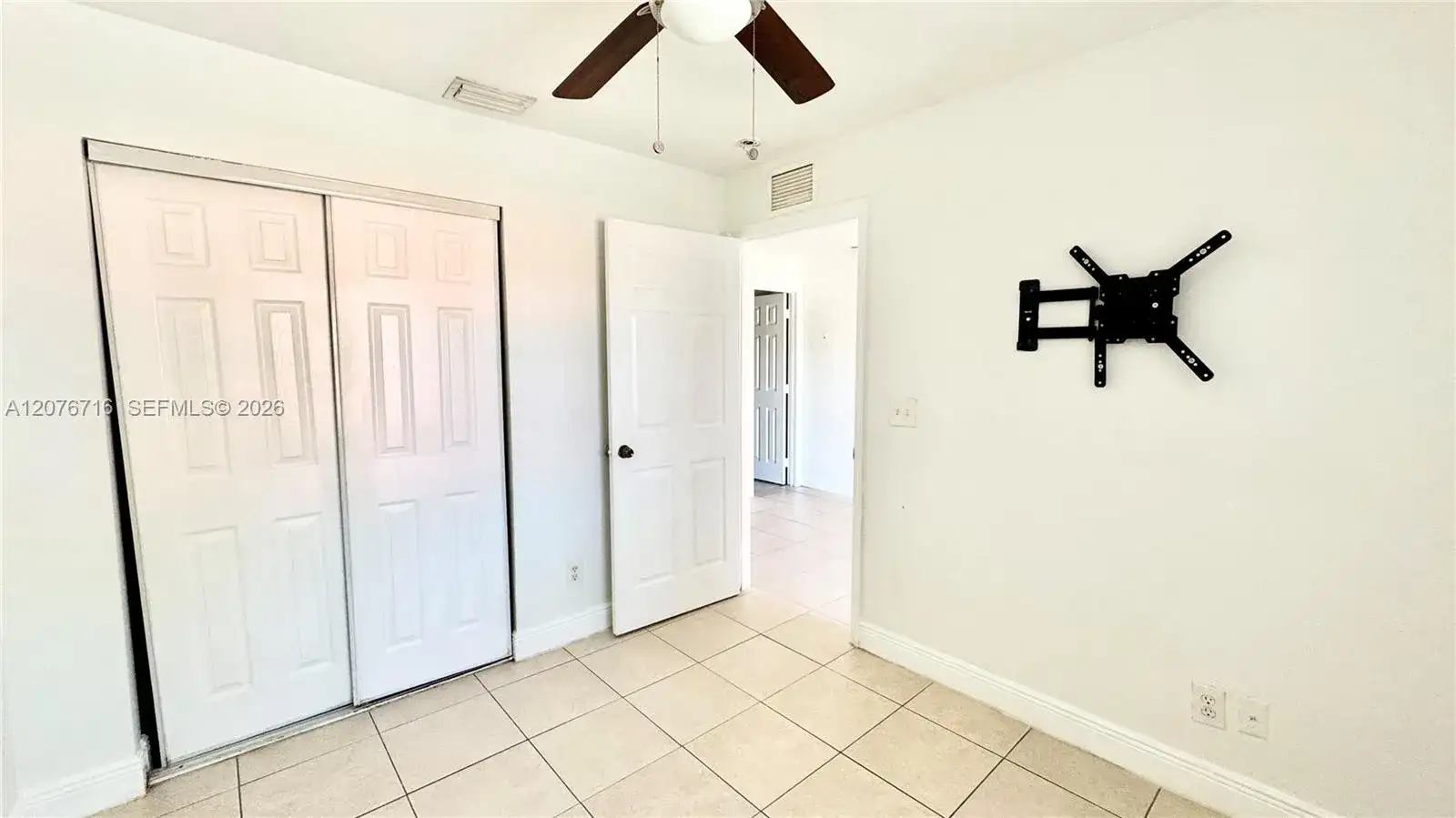 2099 NW 26th Ave, Fort Lauderdale FL 33311 photo 5