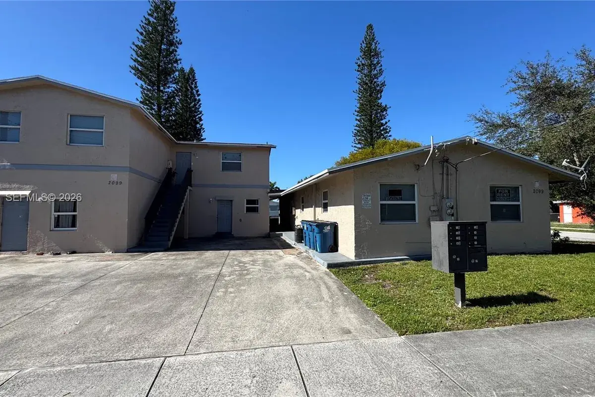 2099 NW 26th Ave, Fort Lauderdale FL 33311