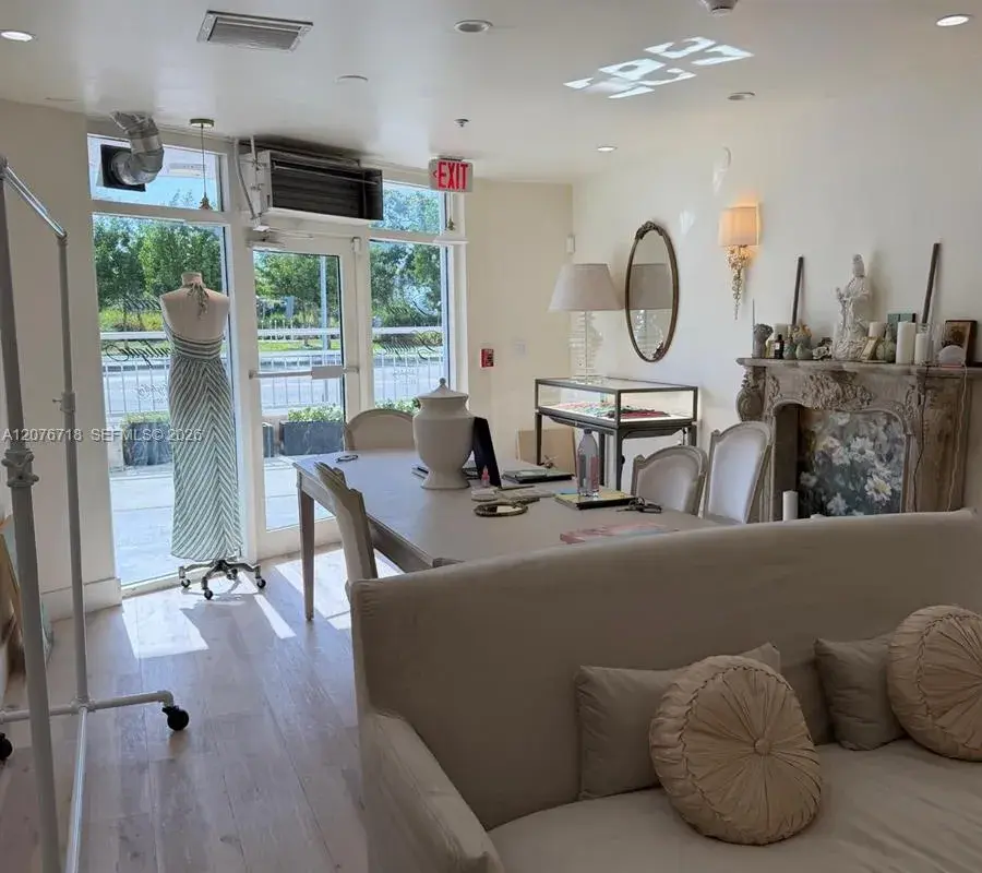 1701 Sunset Harbour Dr # C102, Miami Beach FL 33139