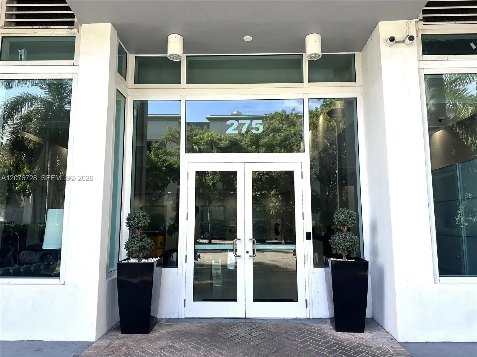 275 NE 18th St # 1810, Miami FL 33132 photo 4