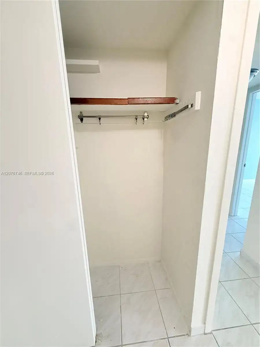 17560 Atlantic Blvd # 503, Sunny Isles Beach FL 33160 photo 4