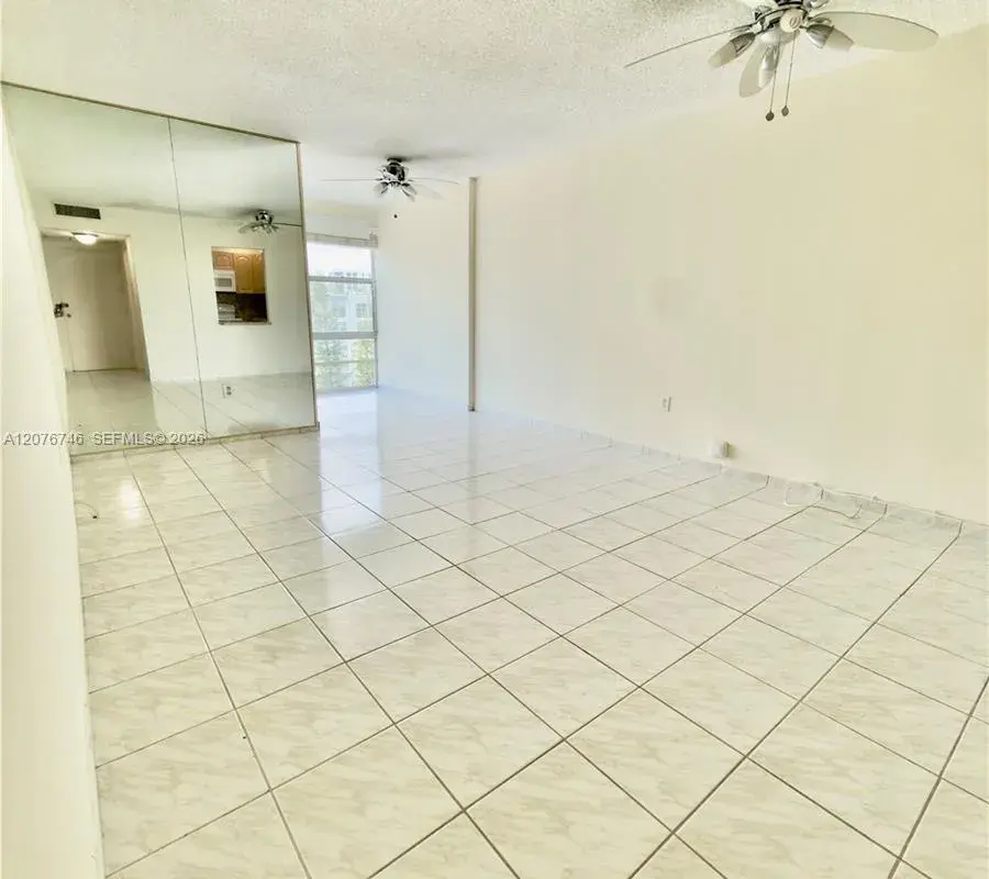 17560 Atlantic Blvd # 503, Sunny Isles Beach FL 33160