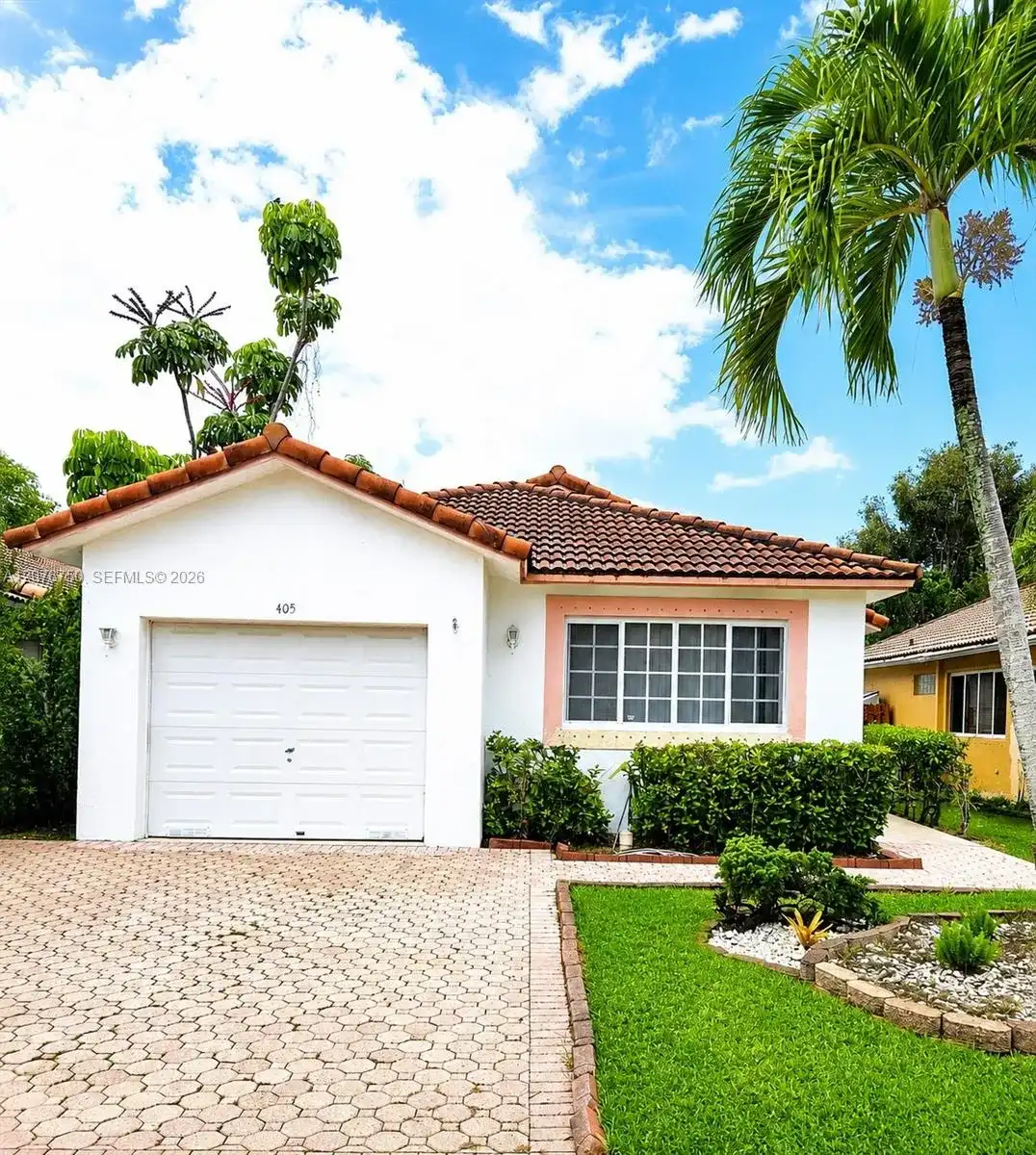 405 Kelly Ln, Weston FL 33326