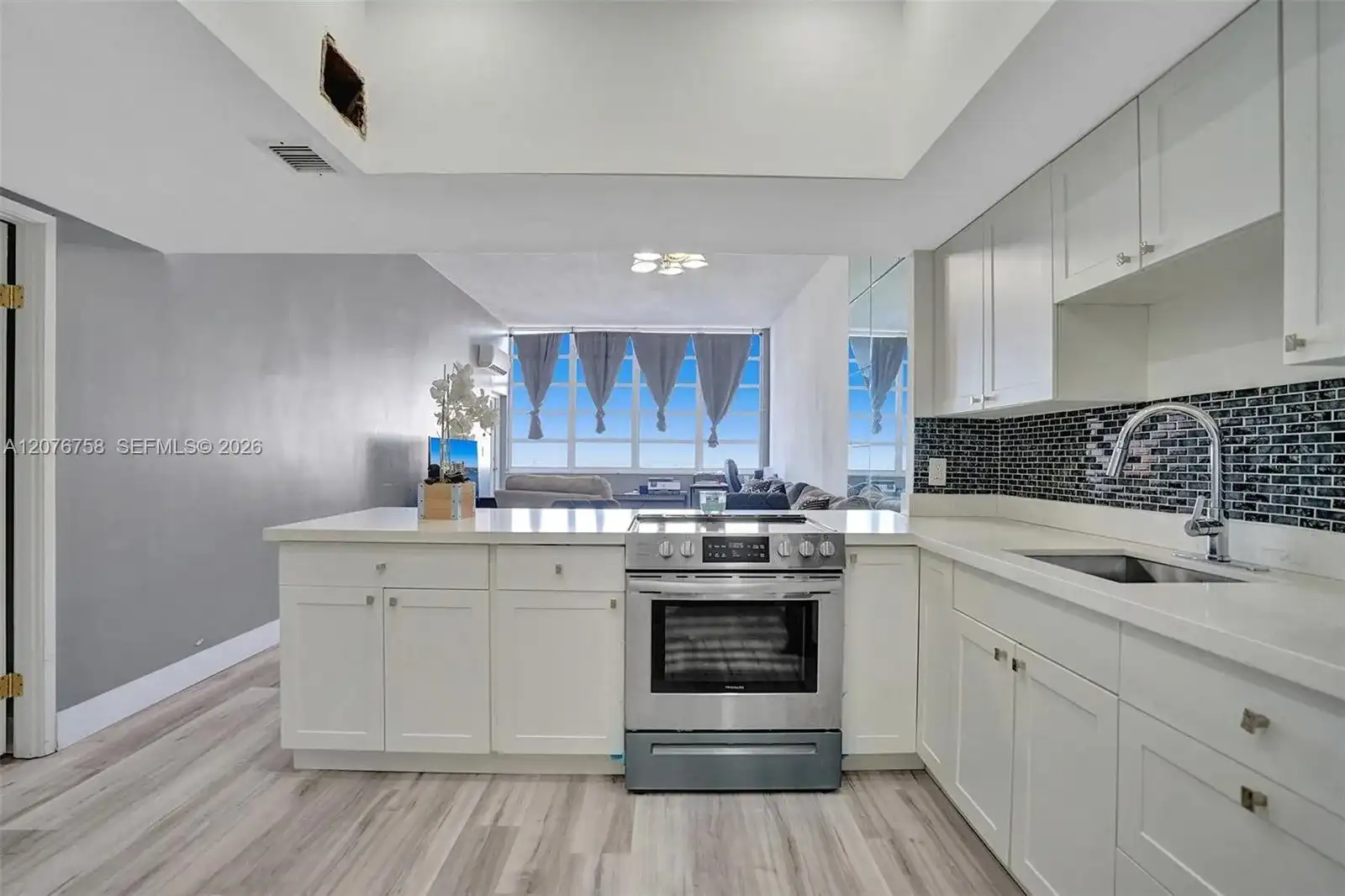 1351 NE Miami Gardens Drive # 1703E, Miami FL 33179