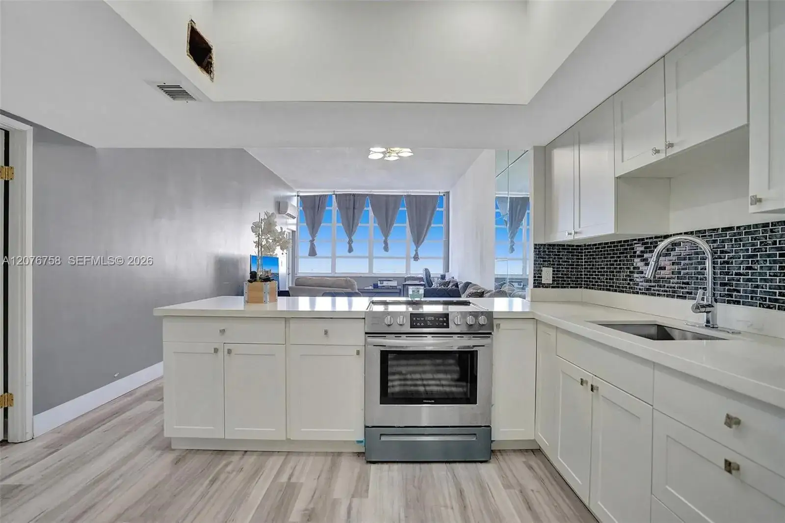 1351 NE Miami Gardens Drive # 1703E, Miami FL 33179