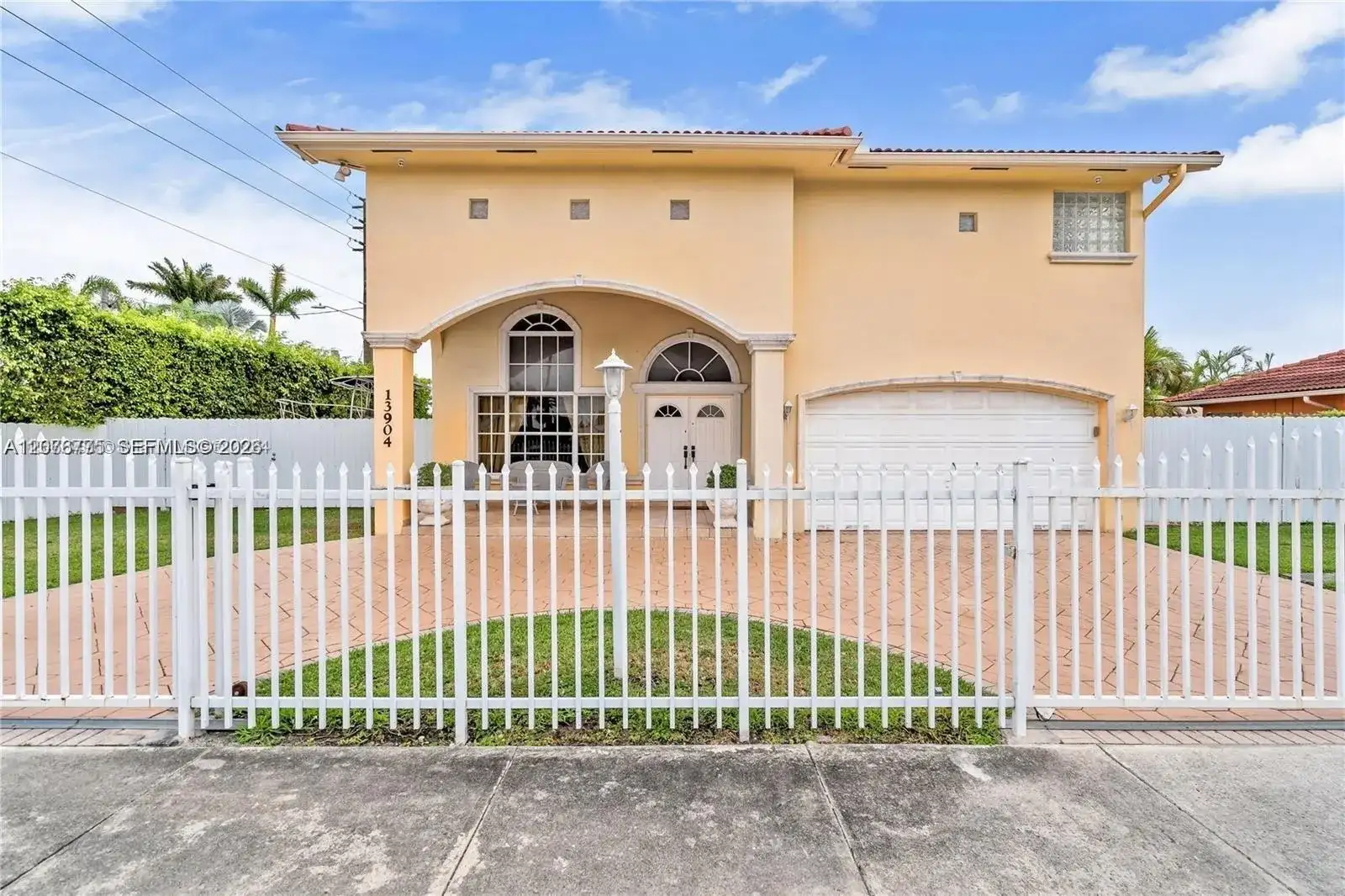 13904 SW 18th Ter, Miami FL 33175 photo 3