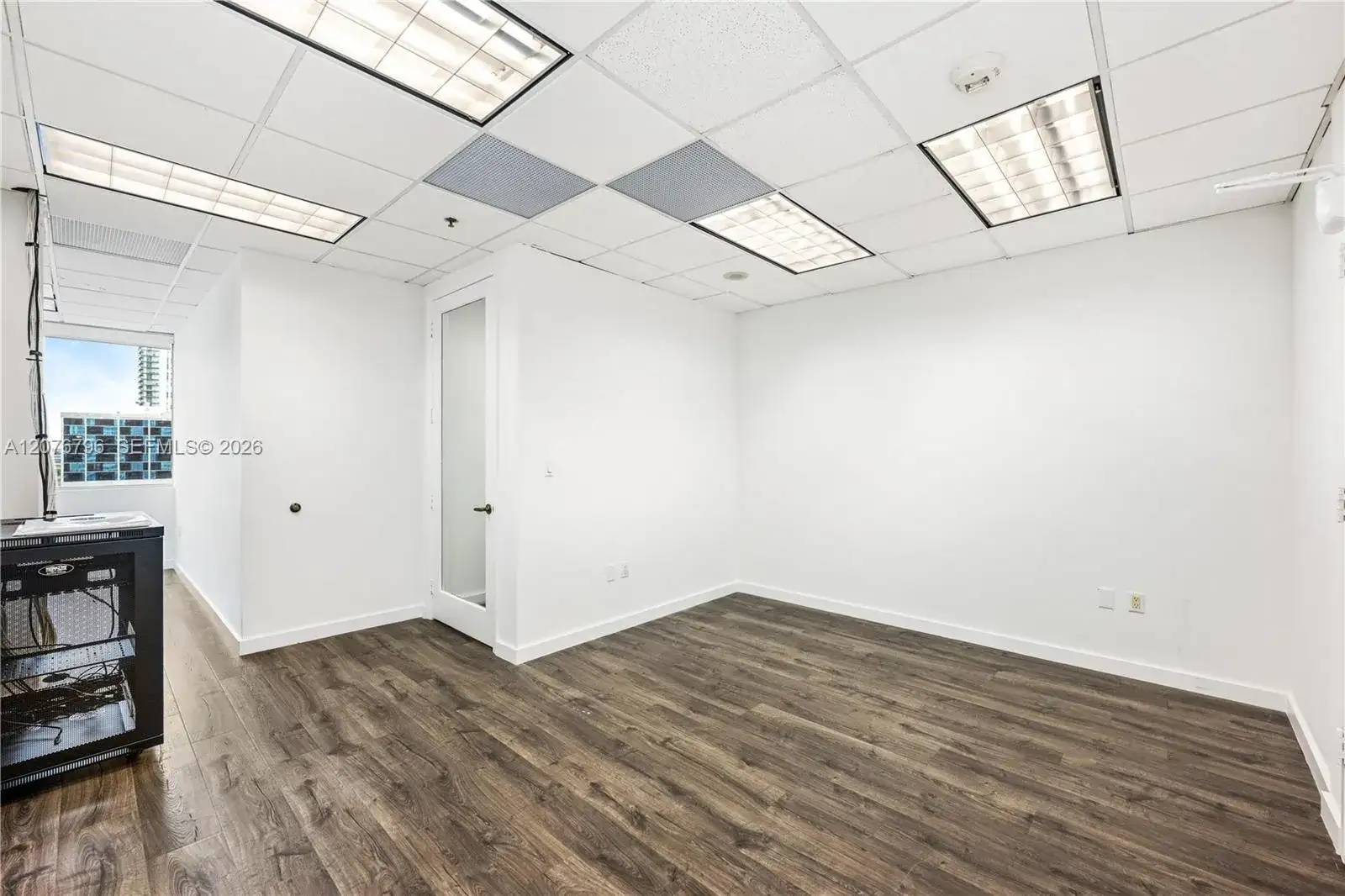 150 SE 2nd Ave # 1010, Miami FL 33131 photo 5