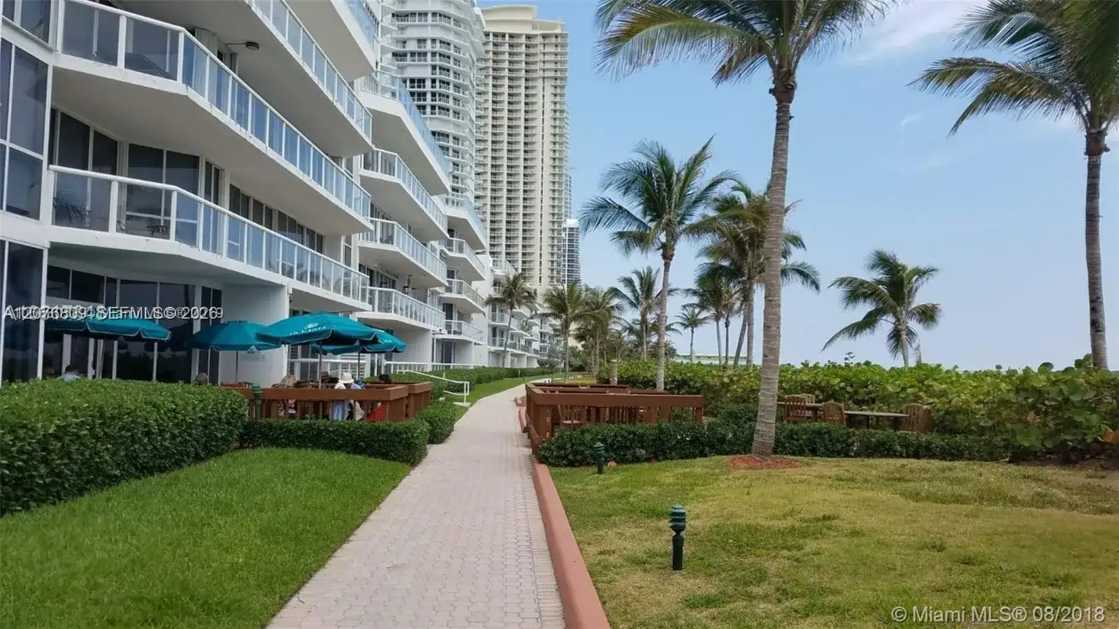 16485 Collins Ave # 1131, Sunny Isles Beach FL 33160 photo 4