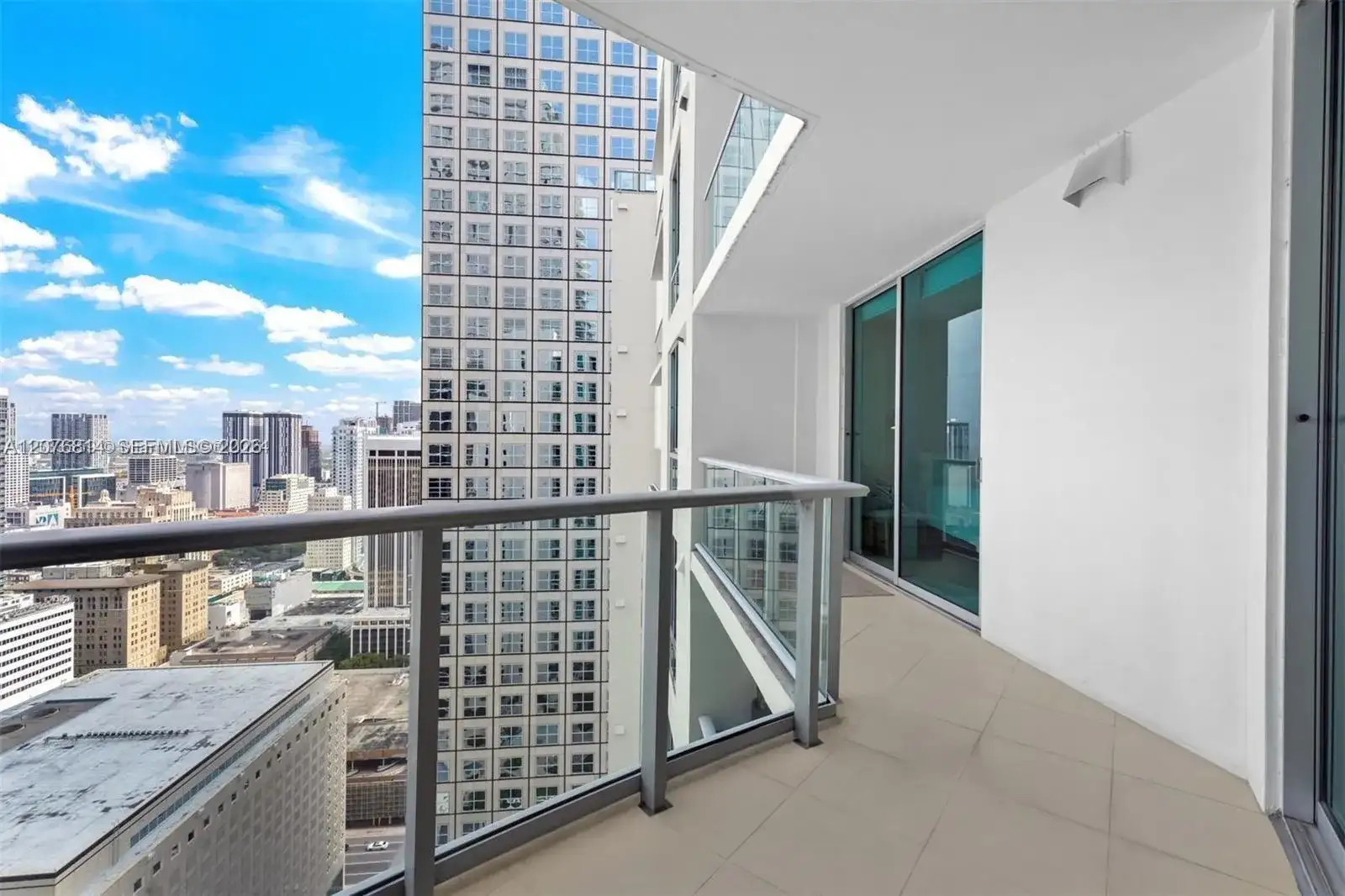 300 S Biscayne Blvd # 3407, Miami FL 33131 photo 3