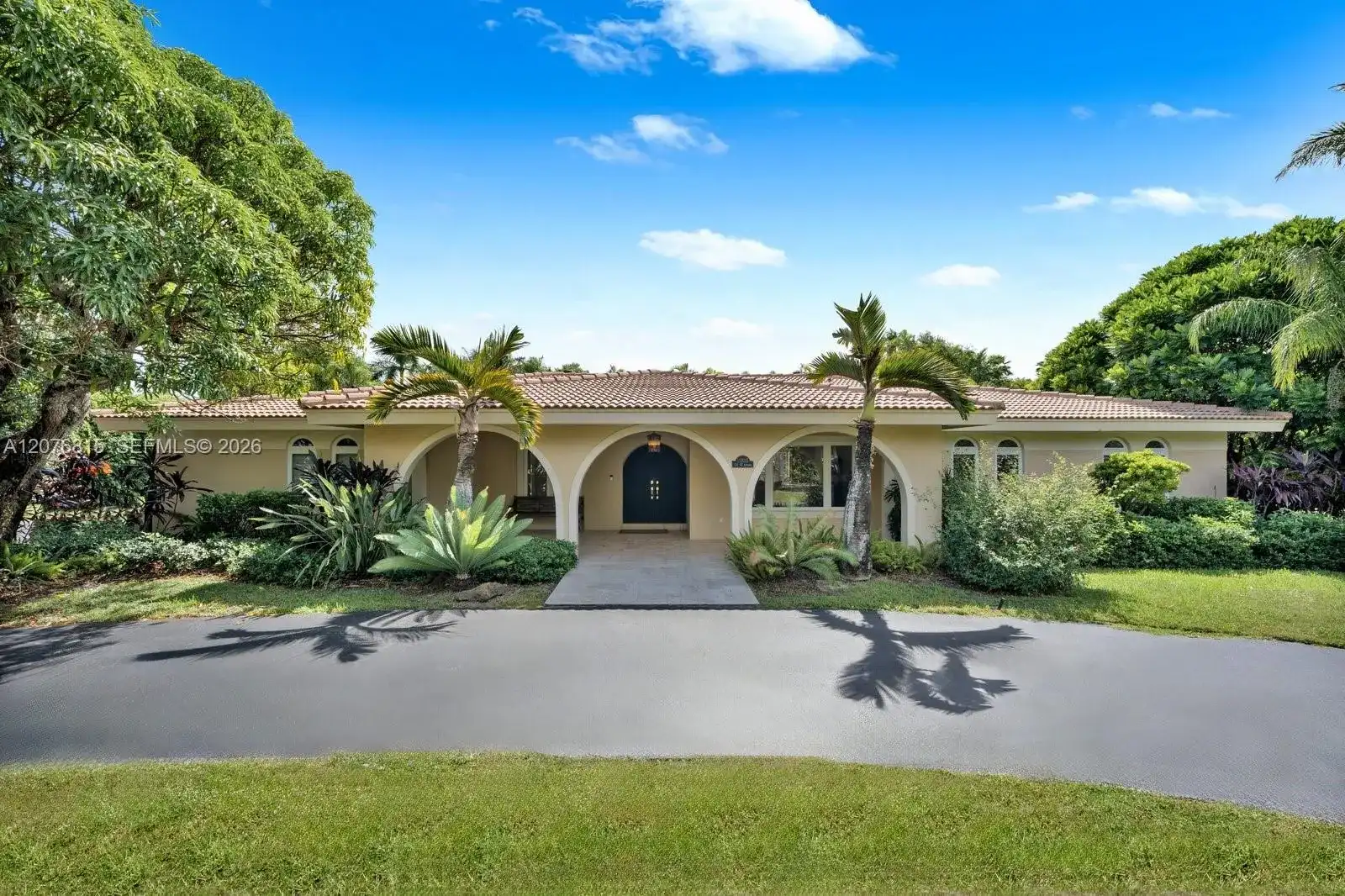 11805 SW 62nd Ave, Pinecrest FL 33156