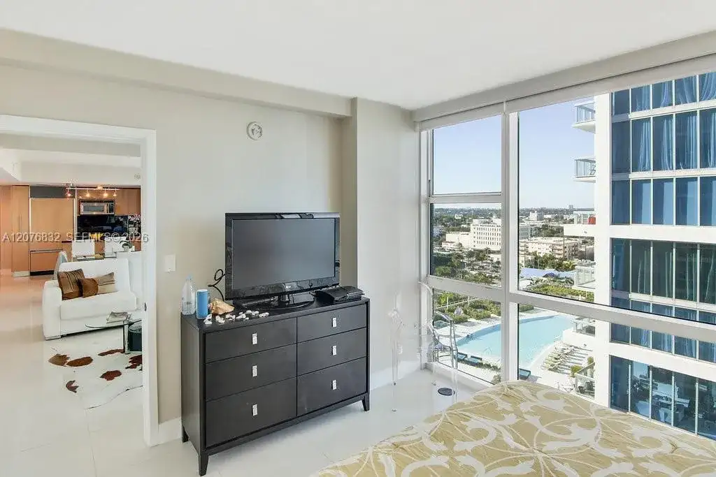 6801 Collins Ave # 1216, Miami Beach FL 33141 photo 3