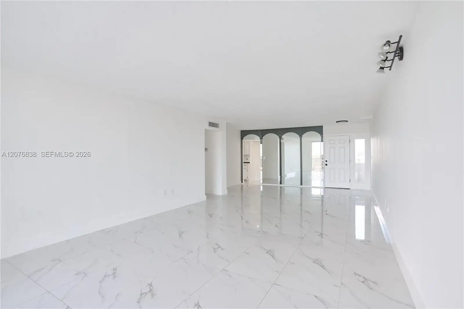 1750 NE 191st St # 4, Miami FL 33179 photo 5