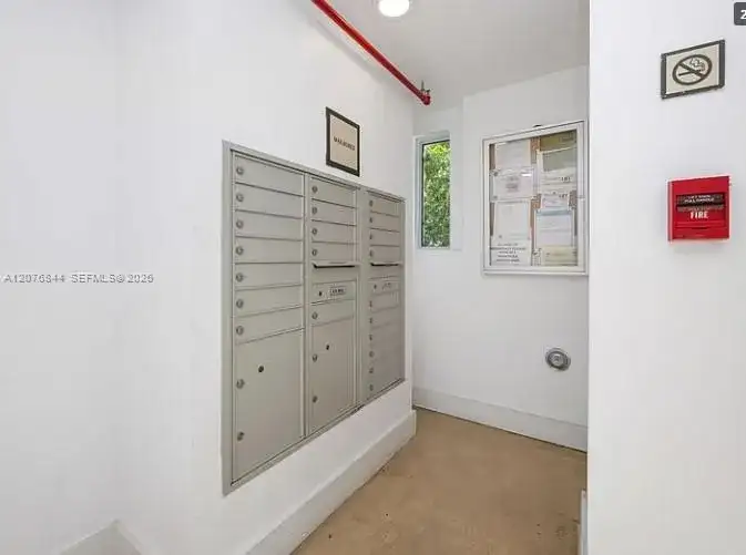 900 SW 7th St # 503, Miami FL 33130 photo 3