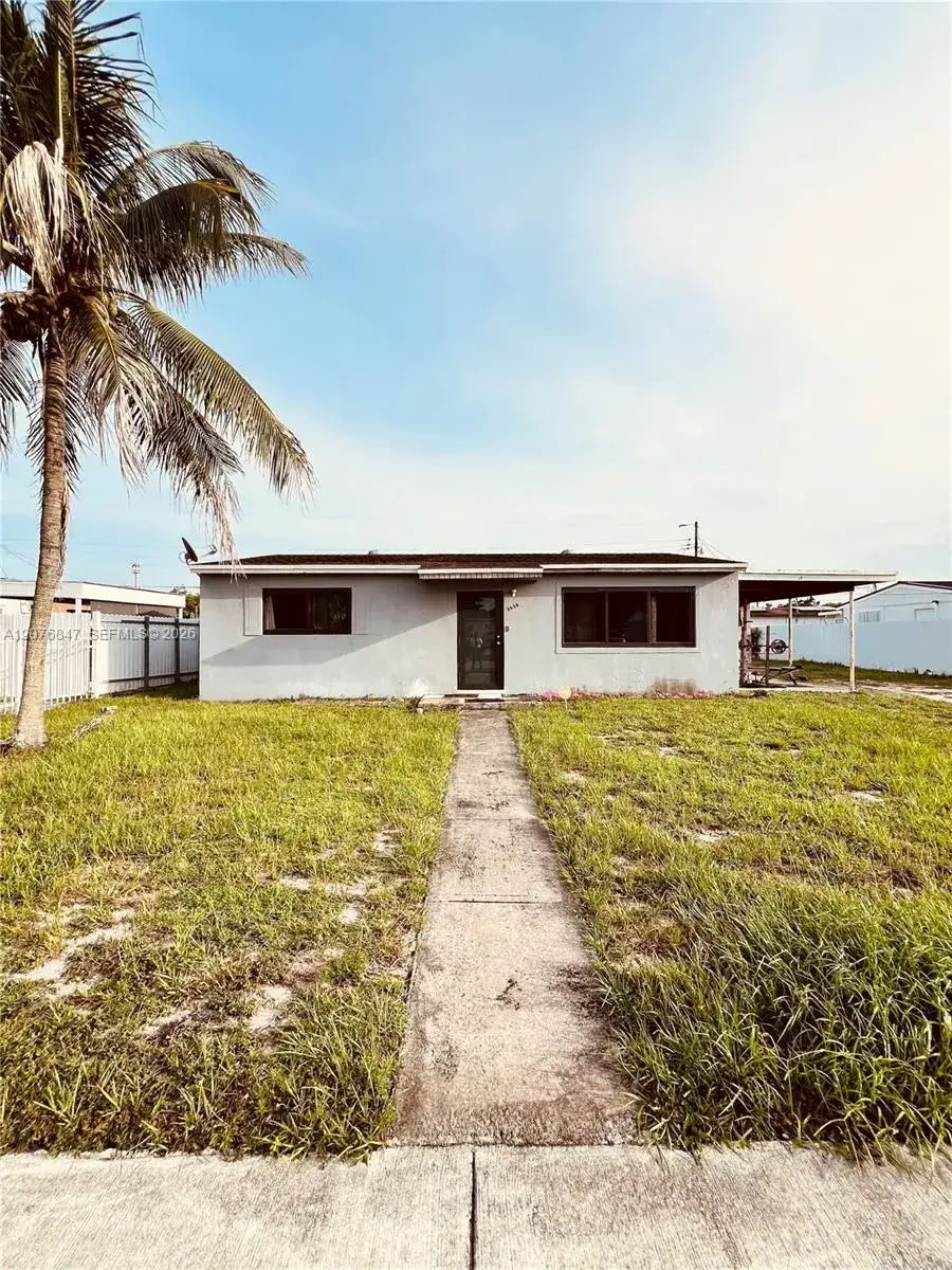 3530 NW 170th St, Miami Gardens FL 33056