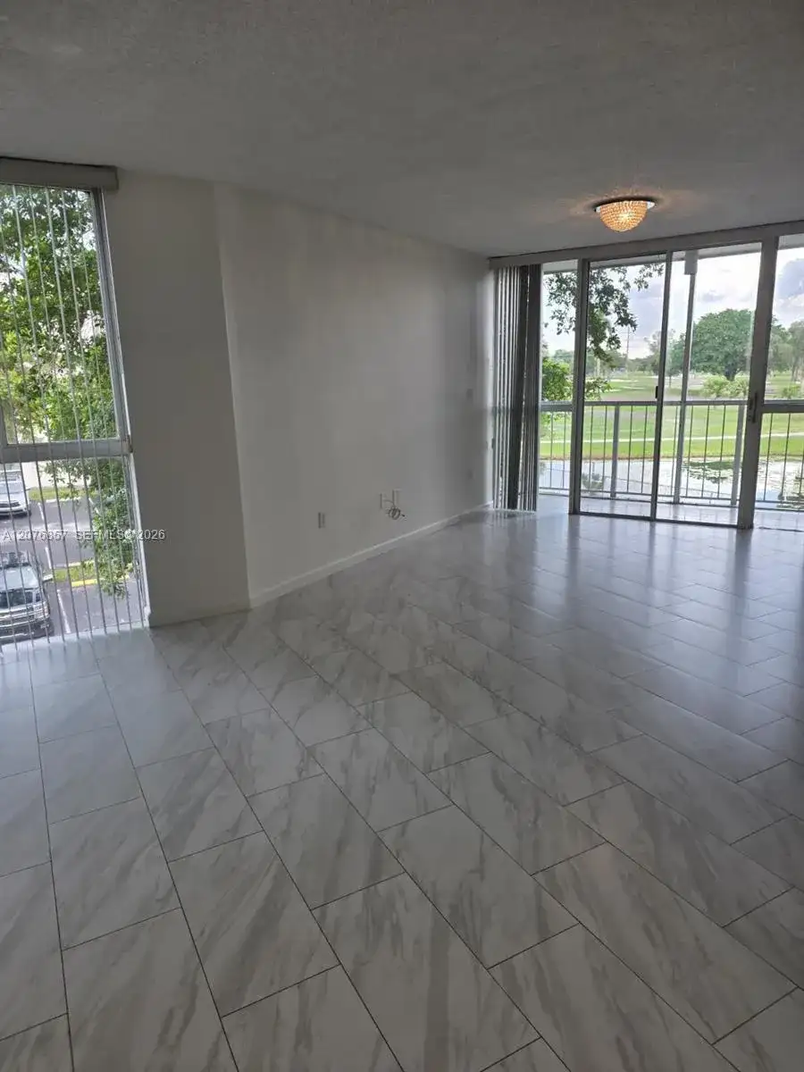 6955 NW 186th St # F306, Hialeah FL 33015 photo 2