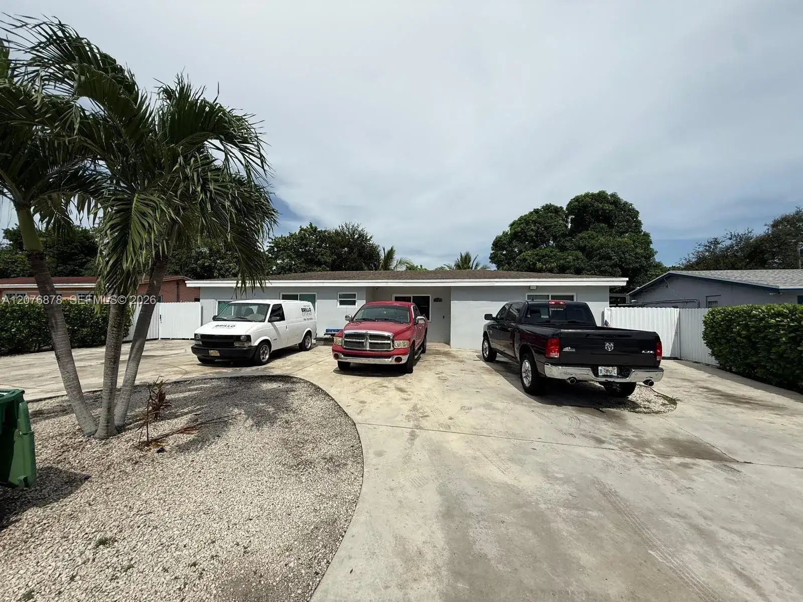 14321 NW 16th Ct, Miami FL 33167 photo 3