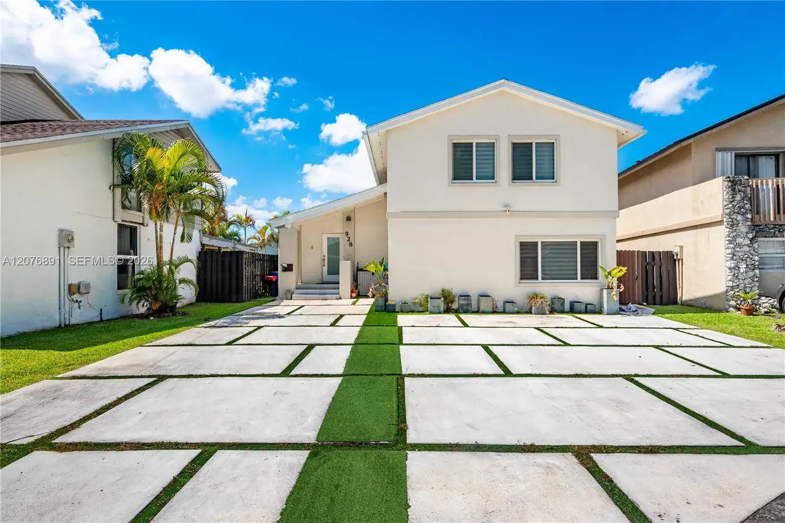 928 NW 106th Ave Cir, Miami FL 33172 photo 3