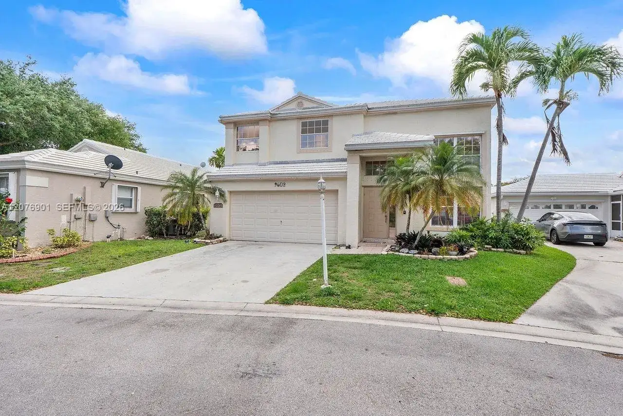 9602 NW 8th Cir, Plantation FL 33324 photo 2