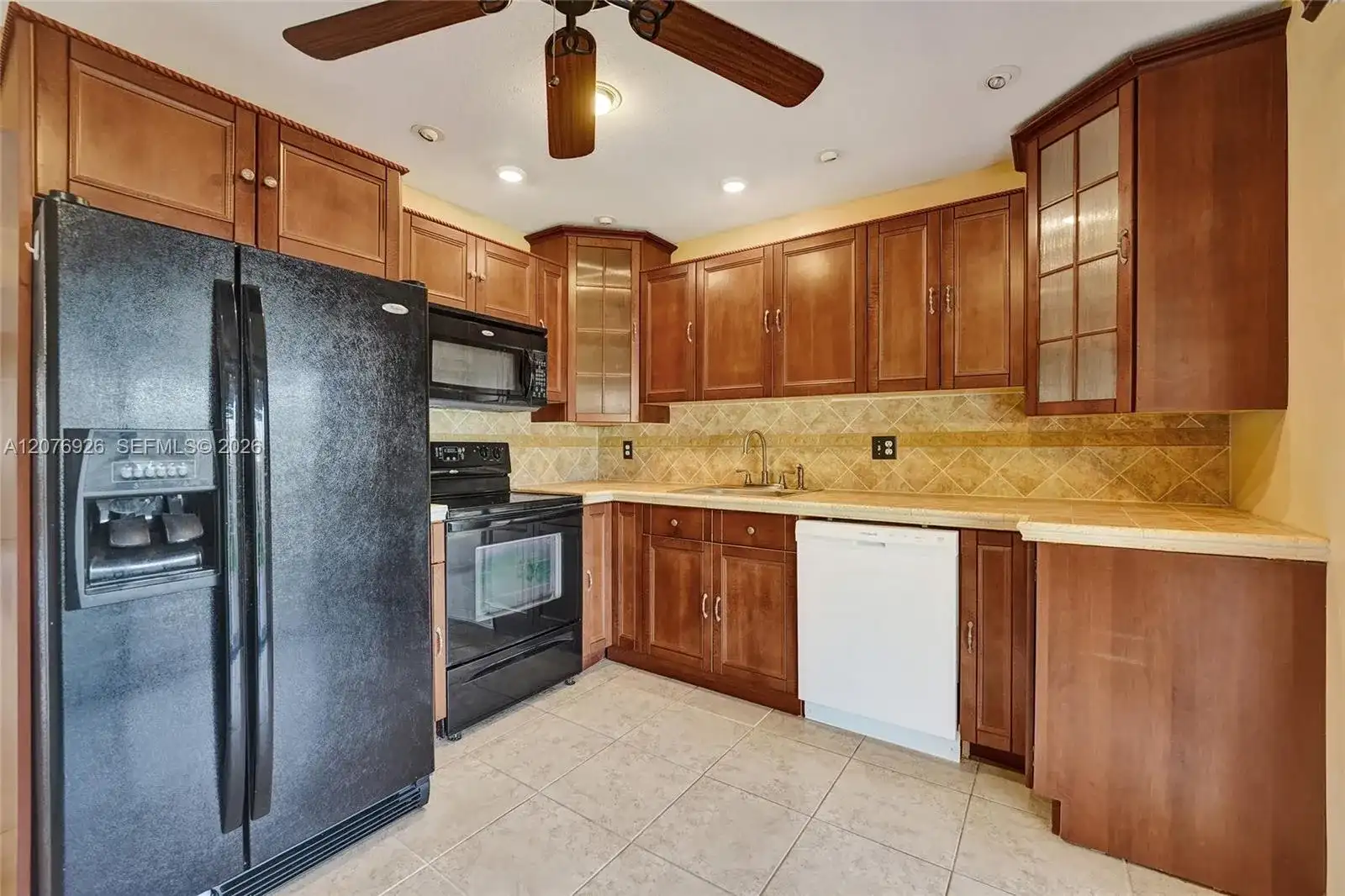 11154 NW 37th St, Sunrise FL 33351