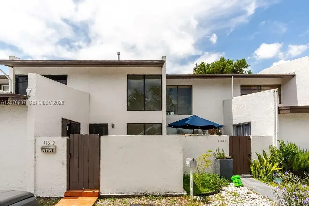 11312 SW 67th Ter, Miami FL 33173 photo 3