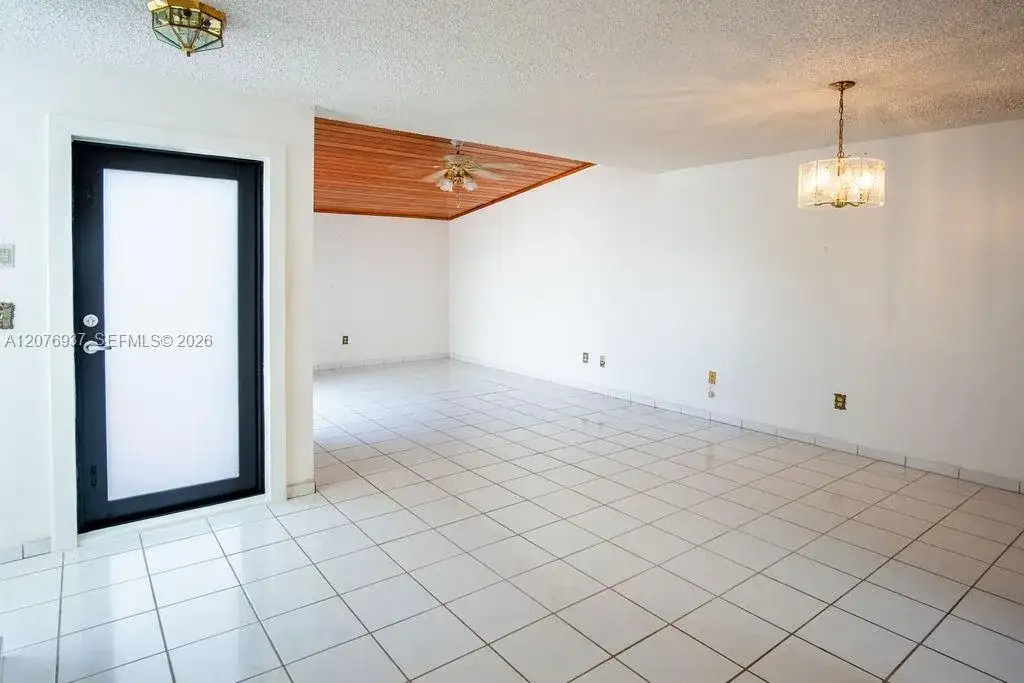 11312 SW 67th Ter, Miami FL 33173 photo 5