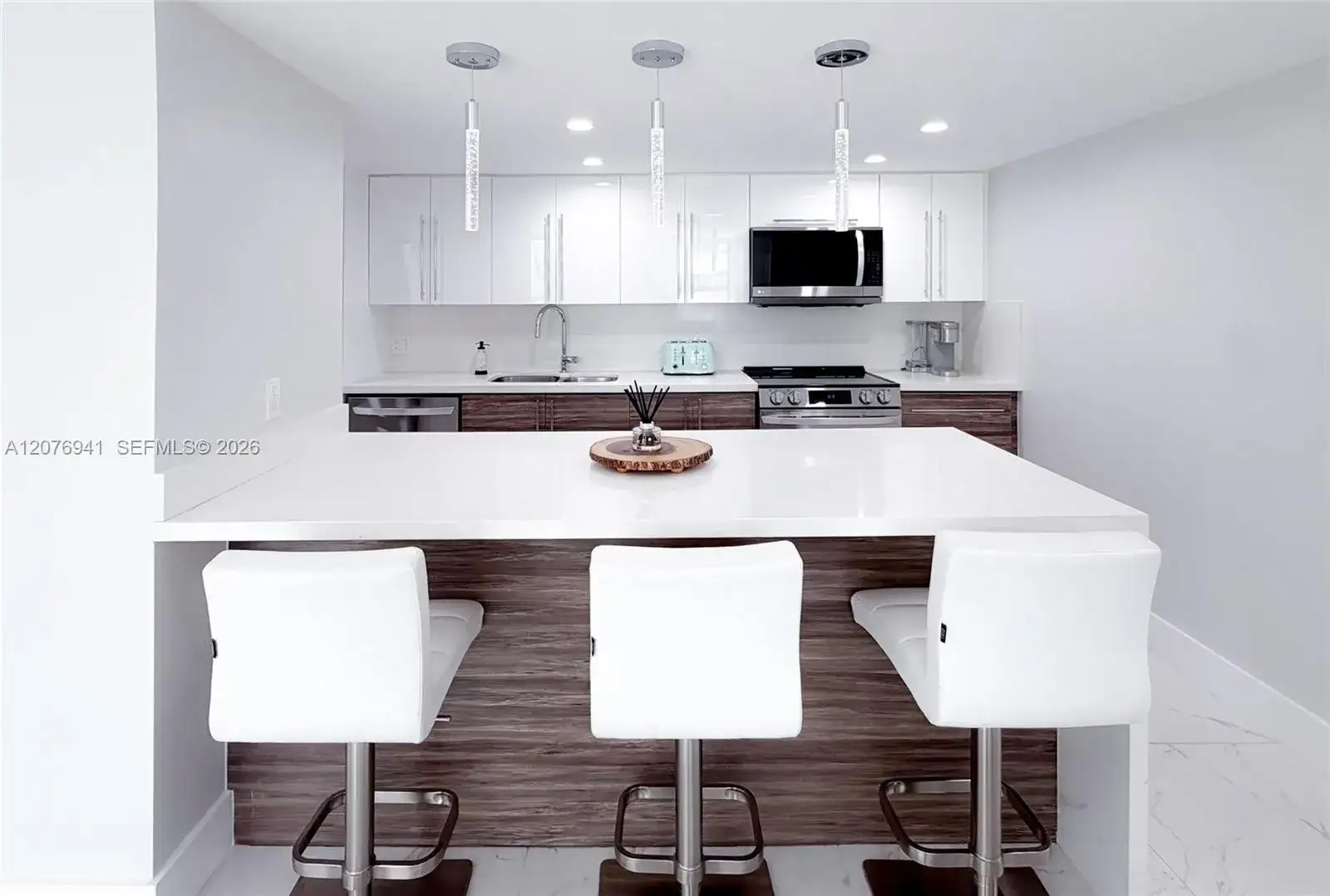 1800 Collins Ave # 3H, Miami Beach FL 33139 photo 5
