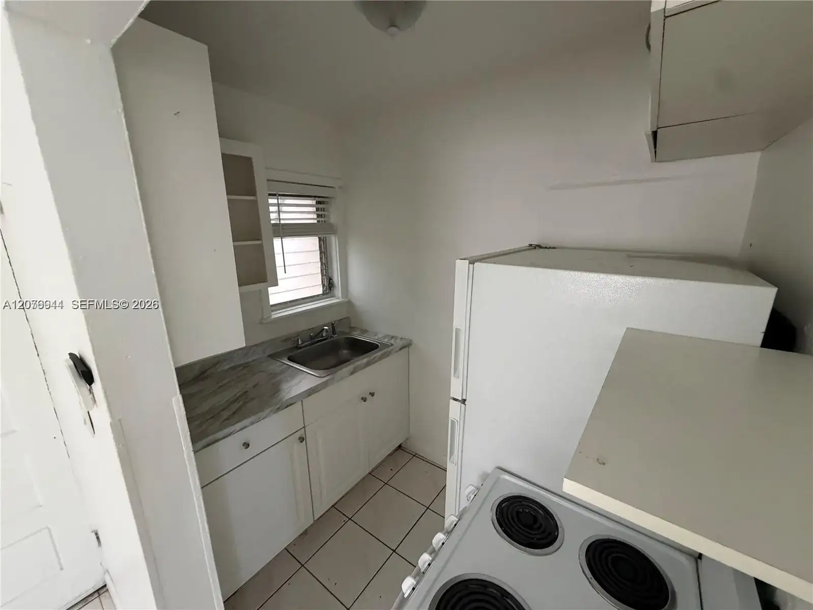 2430 SW 25th Ter # 3, Miami FL 33133 photo 3