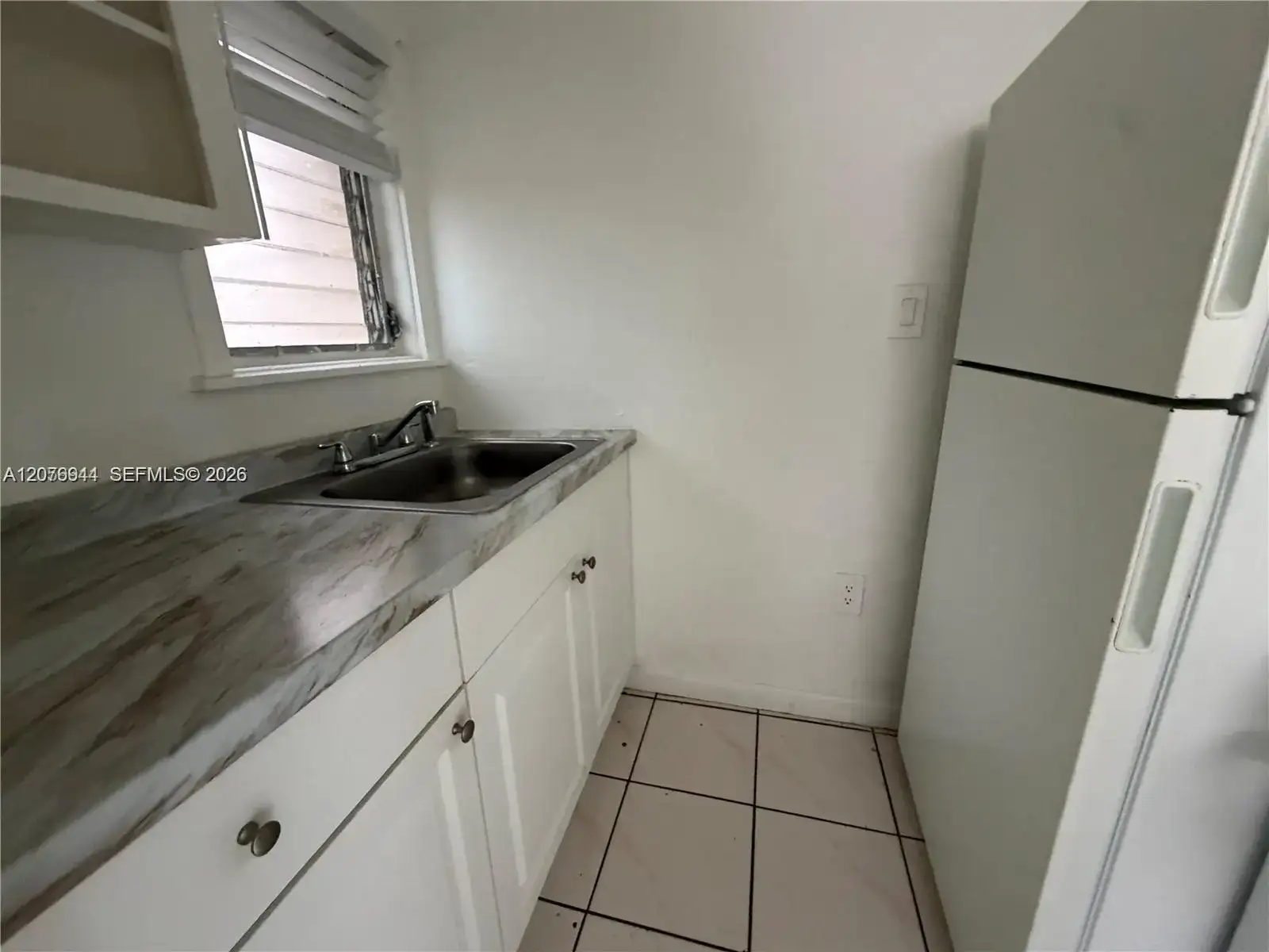 2430 SW 25th Ter # 3, Miami FL 33133 photo 4