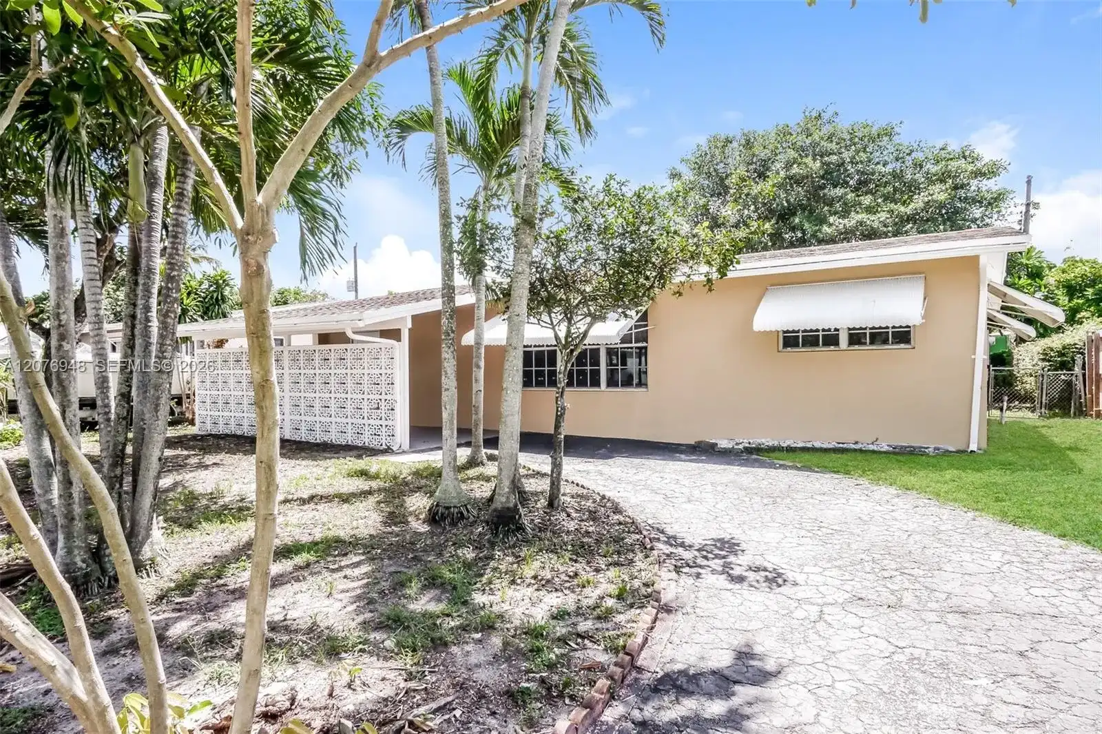 3430 N 72nd Ter, Hollywood FL 33024