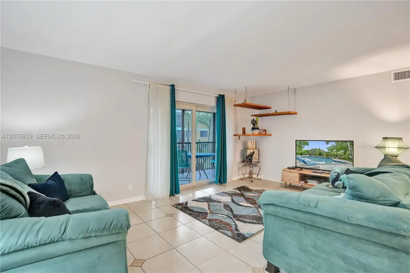 3017 N Oakland Forest Dr # 208, Oakland Park FL 33309 photo 3