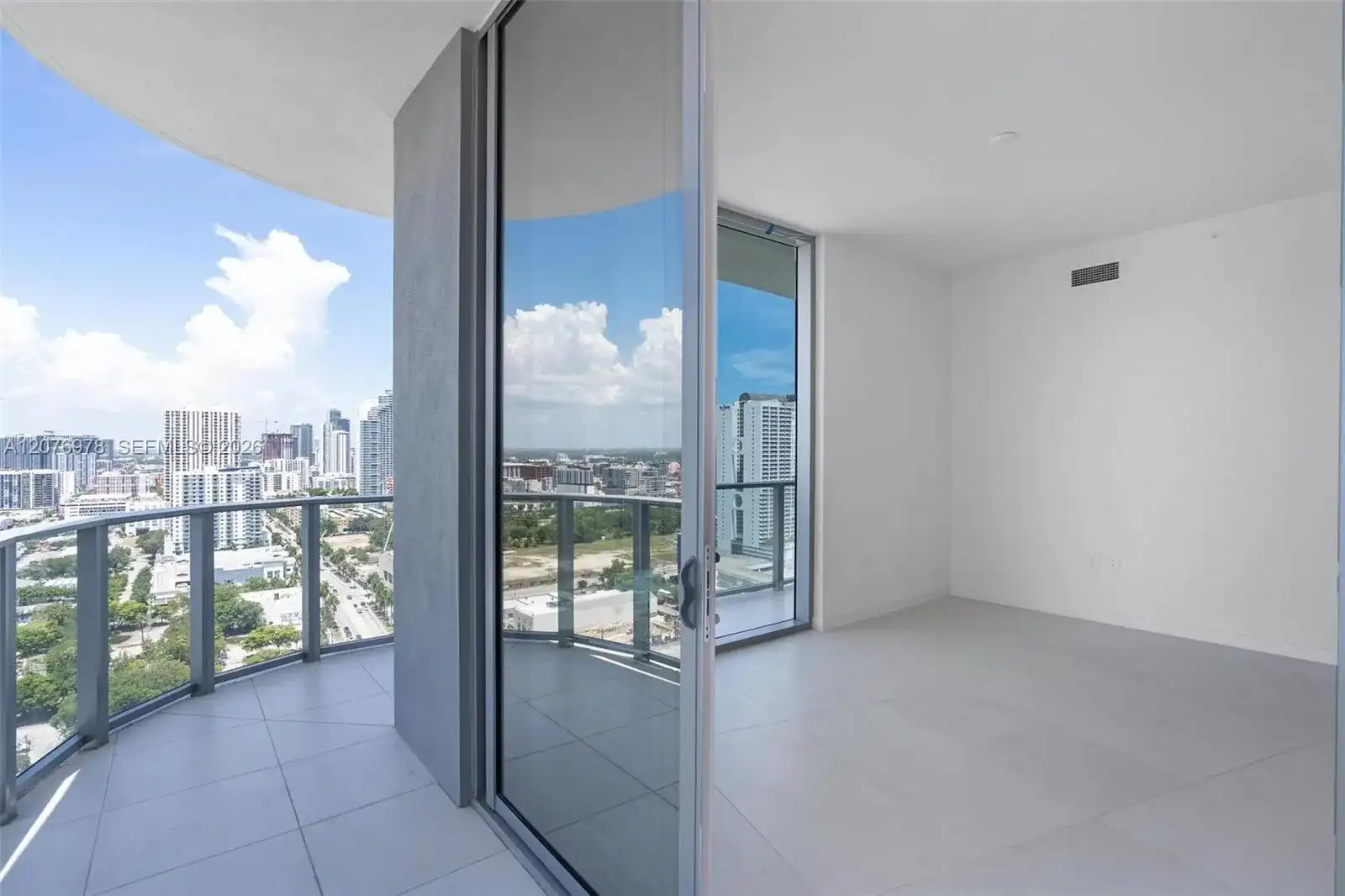 1400 Biscayne Blvd # 2507, Miami FL 33132